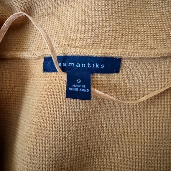 Merino wool button yellow mustard sweater - Picture 5 of 9